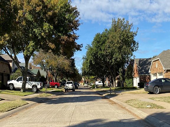 4th image of 3836 Suffolk Ln