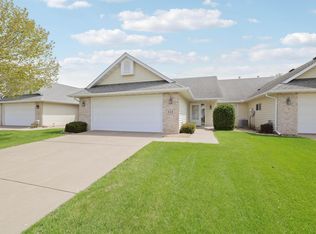 112 Linden Rd, Prescott, WI 54021