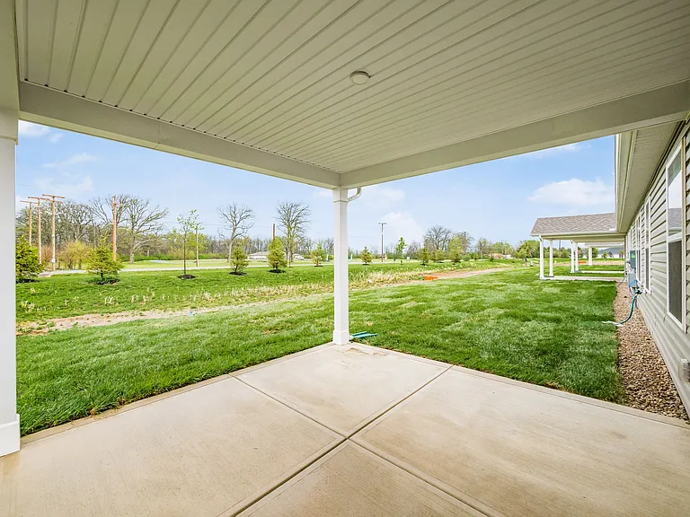 426 Emily Dr — Photo 35