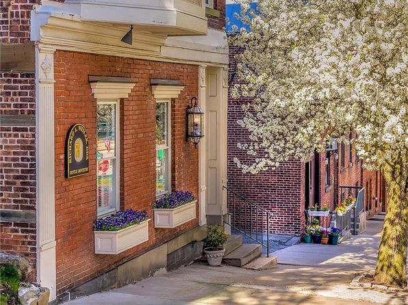 12 Main St APT 3
