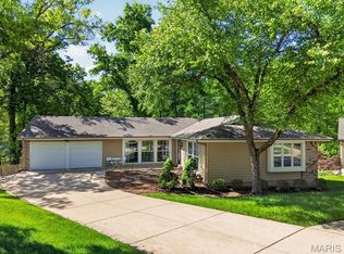 6 Duddin Ct, Ballwin, MO 63021