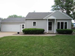 823 Hanna Blvd, Waterloo, IA 50701