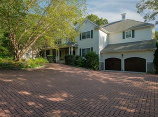 62 Hillair Cir, White Plains, NY 10605