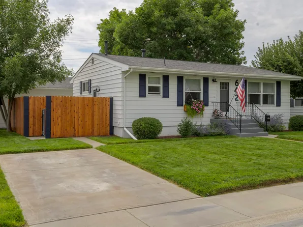 642 Avenue J, Powell, WY 82435