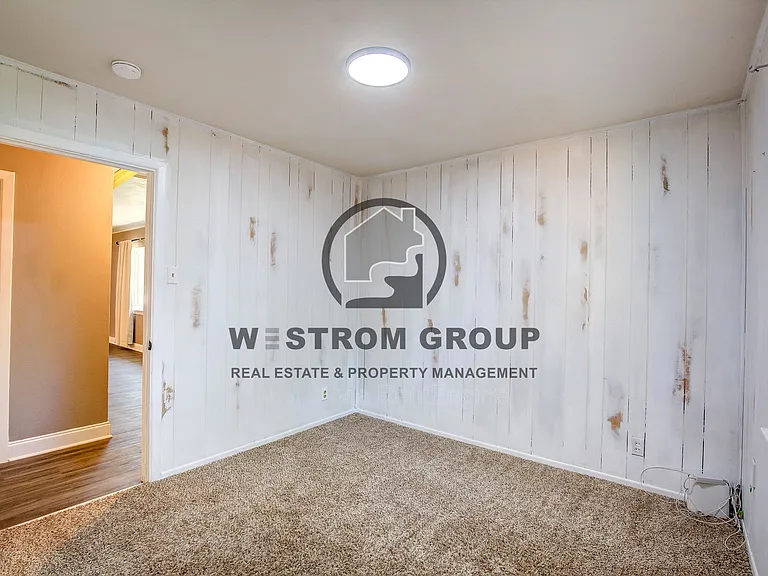 1308 Marshalldale Dr — Photo 15