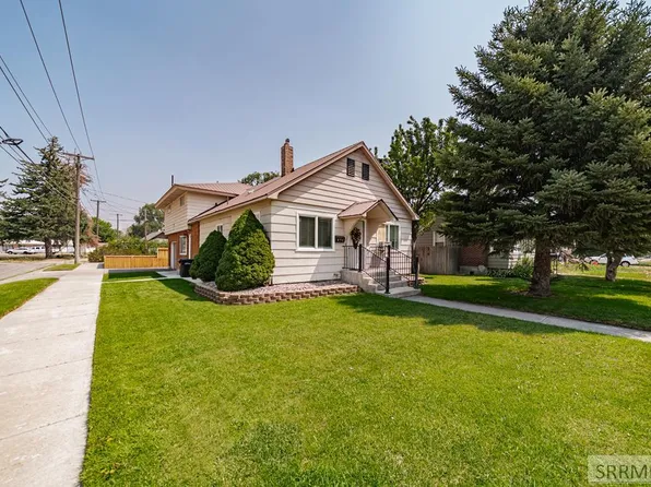 490 Highland Dr, Idaho Falls, ID 83402
