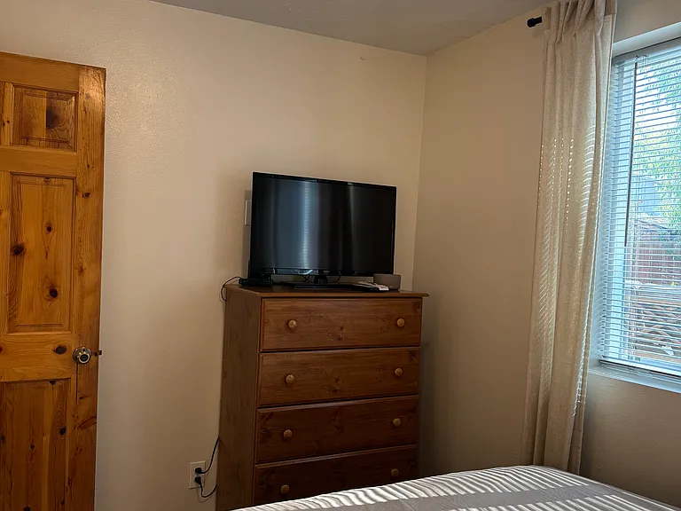 1110 Meadowlark Ln #2 — Photo 18