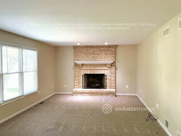 2959 Rebecca Dr — Photo 3