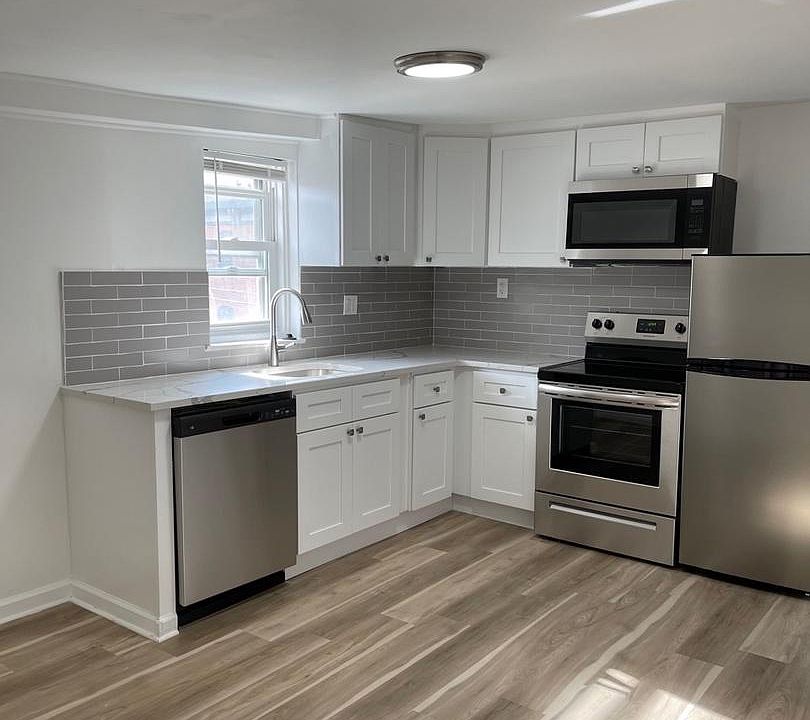 1st image of 2001 Brandywine St Floor 3
