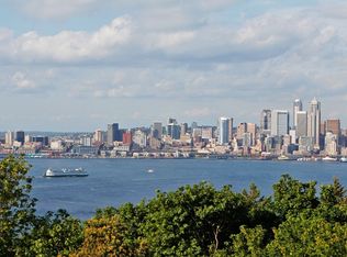 2211 37th Ave SW, Seattle, WA 98126