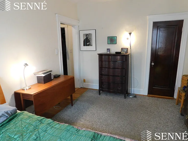 36 Linnaean St #15 — Photo 5