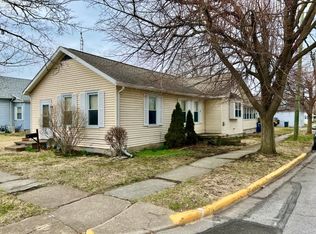 1033 3rd St, Sandusky, OH 44870