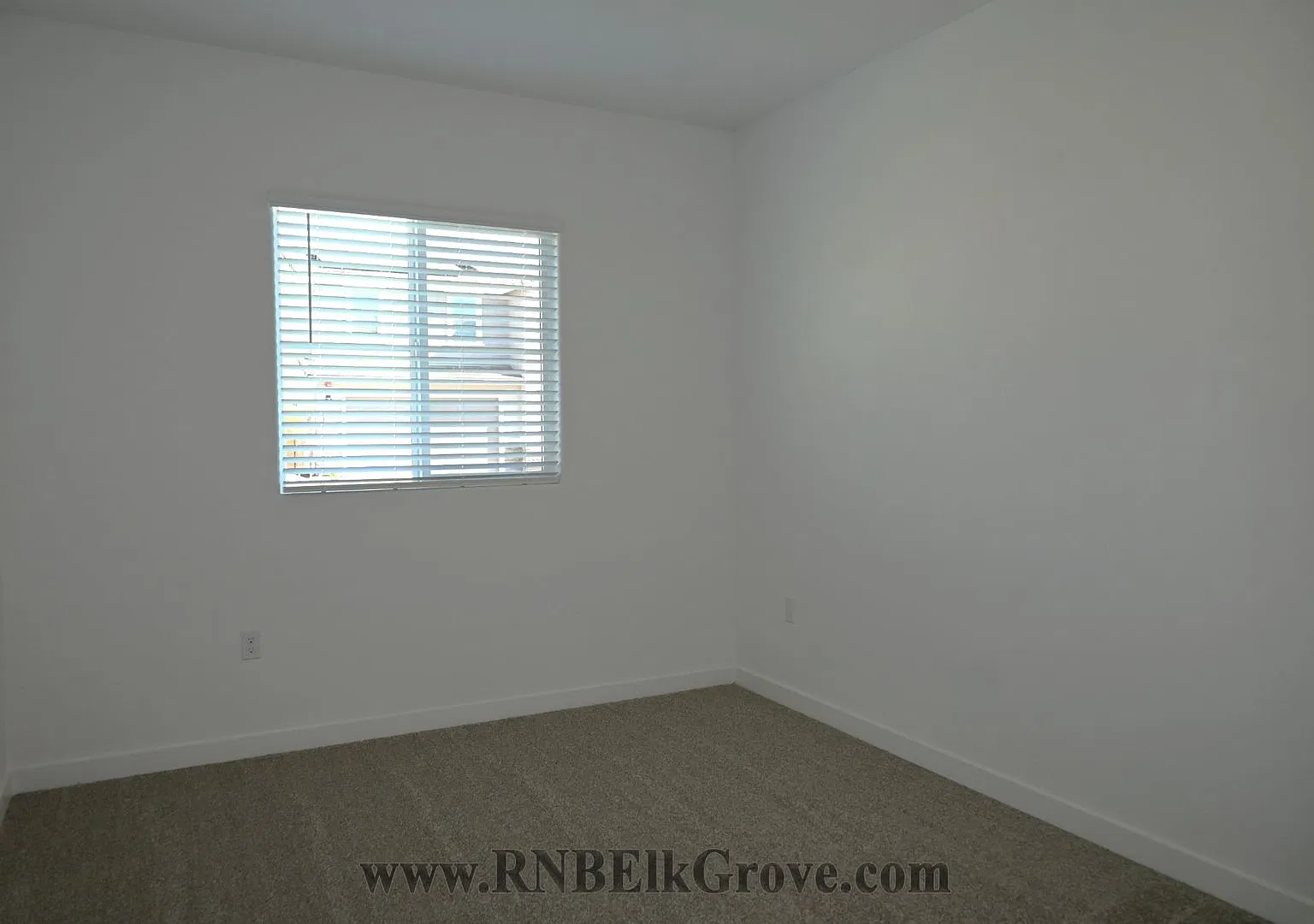 Valpane Way 8339 — Photo 3
