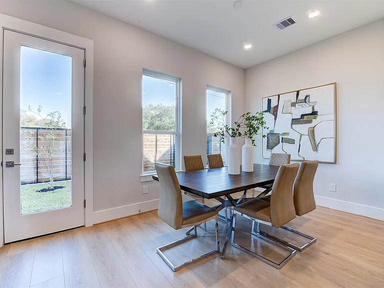 5138 Rosslyn Rd — Photo 34