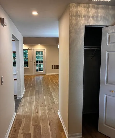 1357 Heatherwood Ln — Photo 2