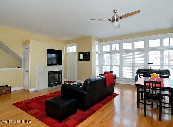 2nd image of 1501 W Diversey Pkwy Unit A