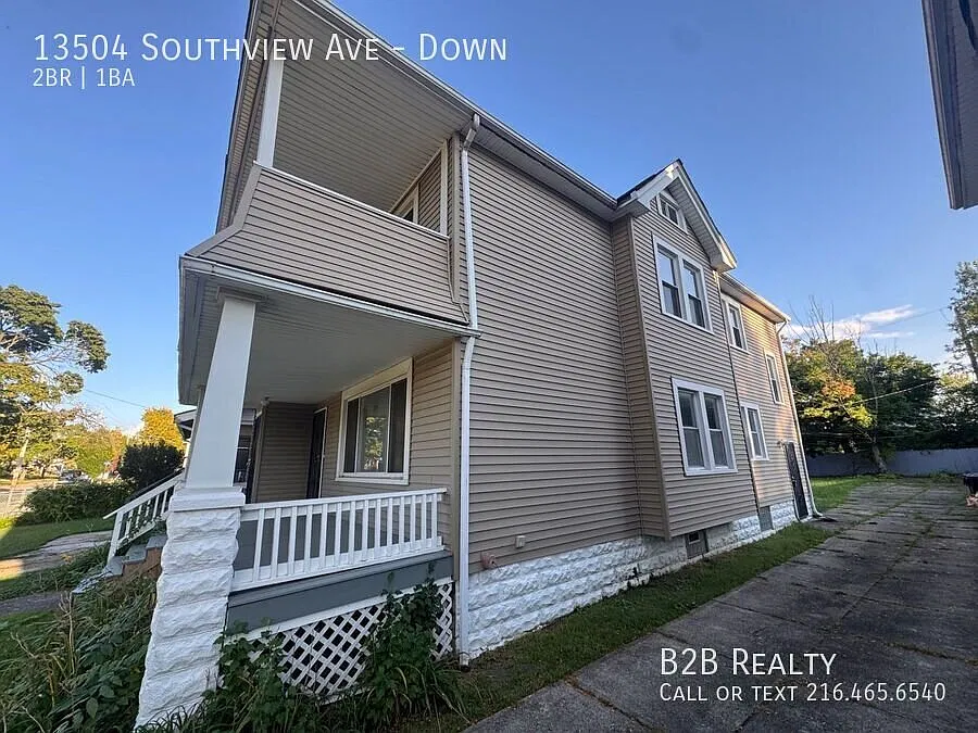 Spacious Two-Bedroom Unit in a Charming Multifamily Property Available Now! — Photo 2