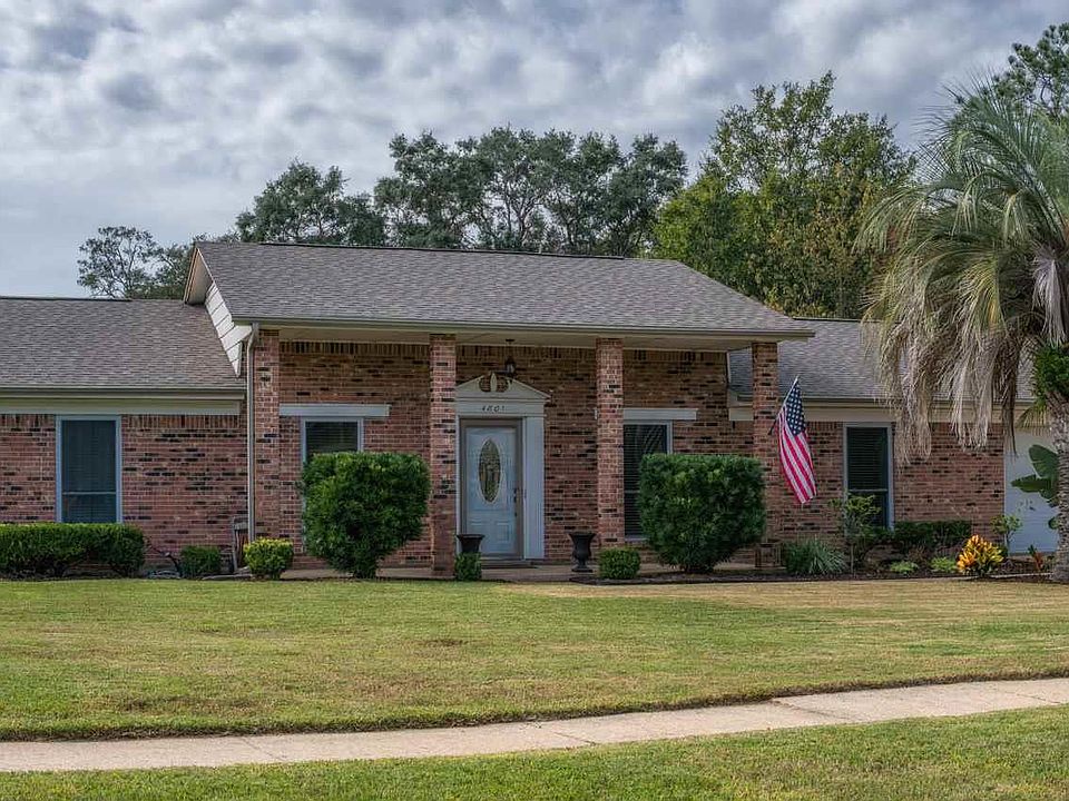 1st image of 4801 Balmoral Dr