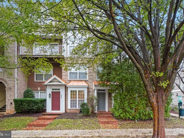 357 Fallsgrove Dr #54, Rockville, MD 20850