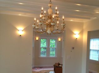 30 Bradford Ave, Montclair, NJ 07043