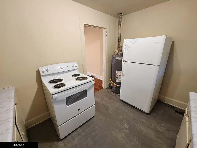 1419 McArthur Ave — Photo 8