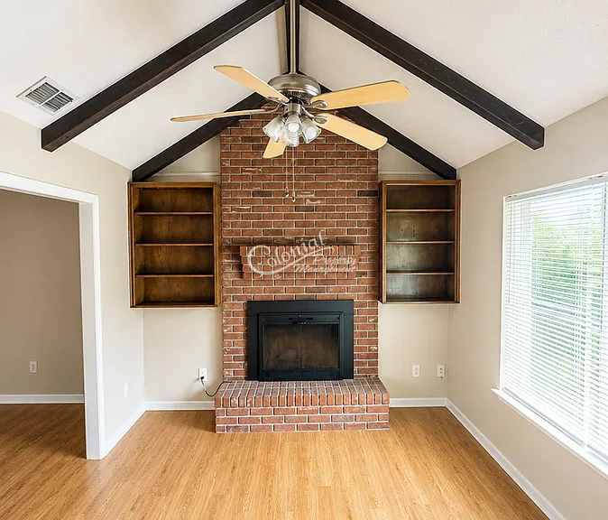 707 S Apache Dr — Photo 3