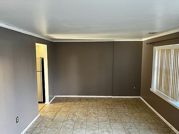Entrance/Family Room