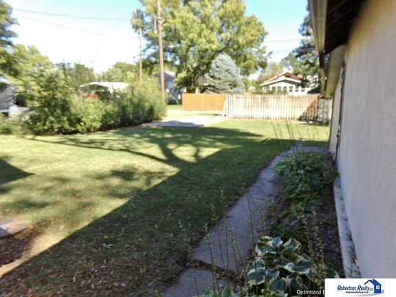4th image of 614 N 8th St