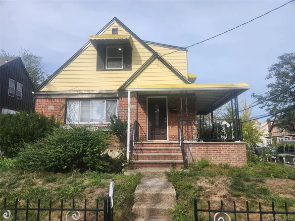 22519 141st Ave, Springfield Gardens, NY 11413
