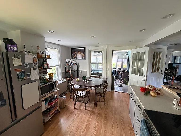 39 Maple St #B — Photo 5