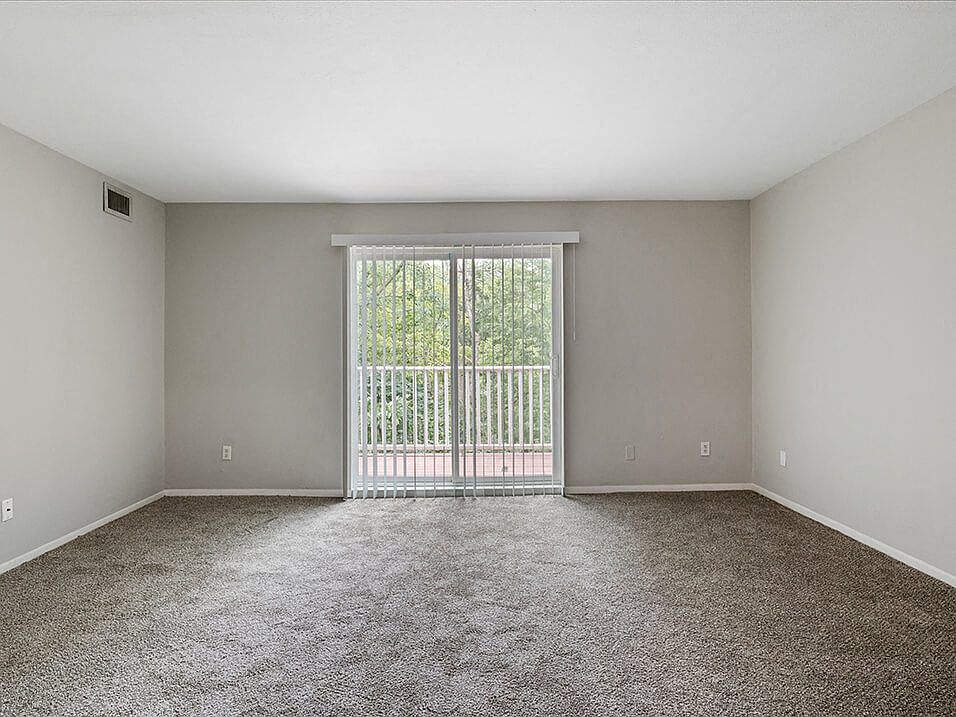 Welcome to Hunter's Ridge Apartments