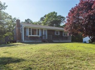 393 Mautucket Rd, South Kingstown, RI 02879
