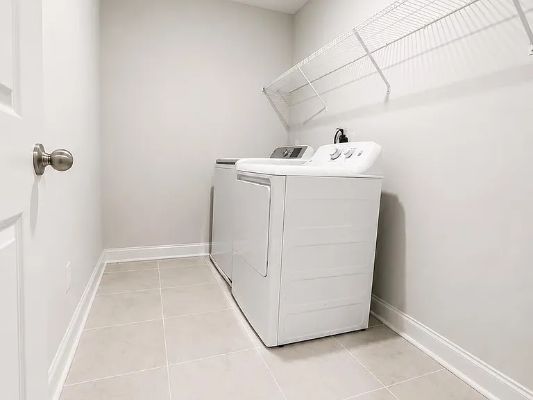 820 Alma Square Dr — Photo 26