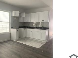 101 Maple St APT 1, Yonkers, NY 10701
