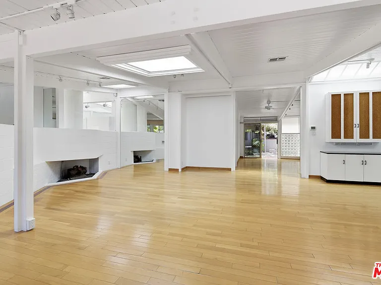738 Hanley Ave — Photo 10