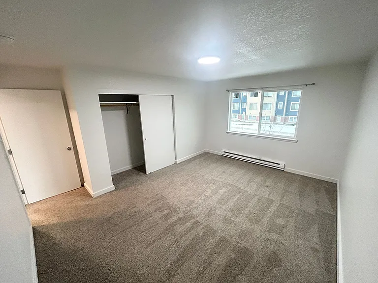 19 Colorado Ave — Photo 27