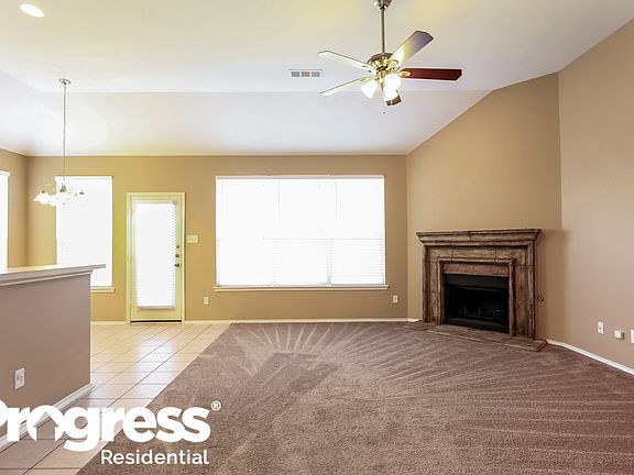 3rd image of 4905 Kingfisher Ln