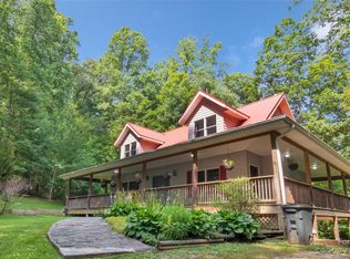 242 Old Quarry Rd, Hendersonville, NC 28791