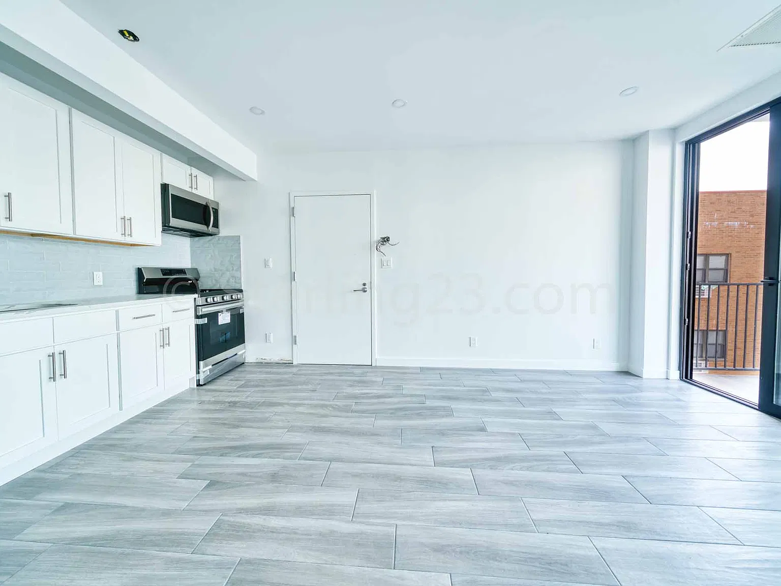 31-07 31st Avenue — Photo 4