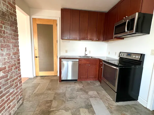 16 Clinton Pl APT 8, Morristown, NJ 07960