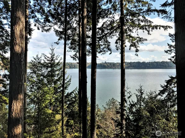 898 SE Dahman Road, Shelton, WA 98584