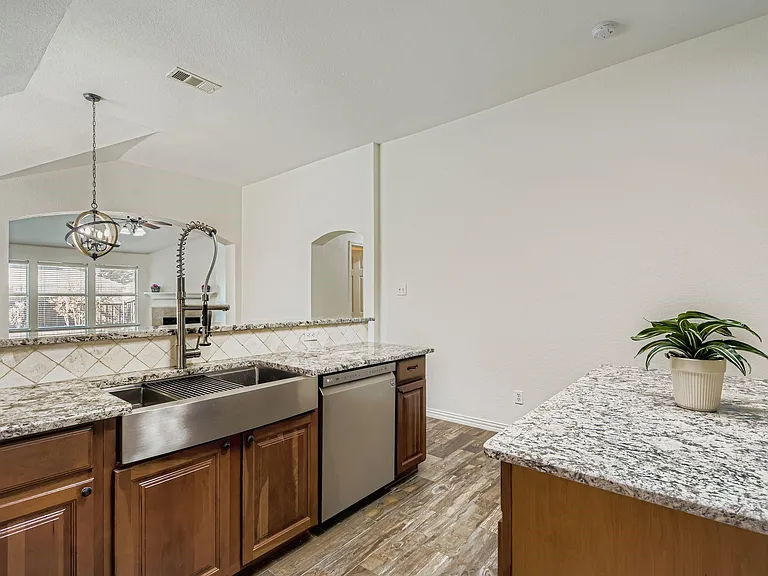 12407 Hawk Creek Dr — Photo 8