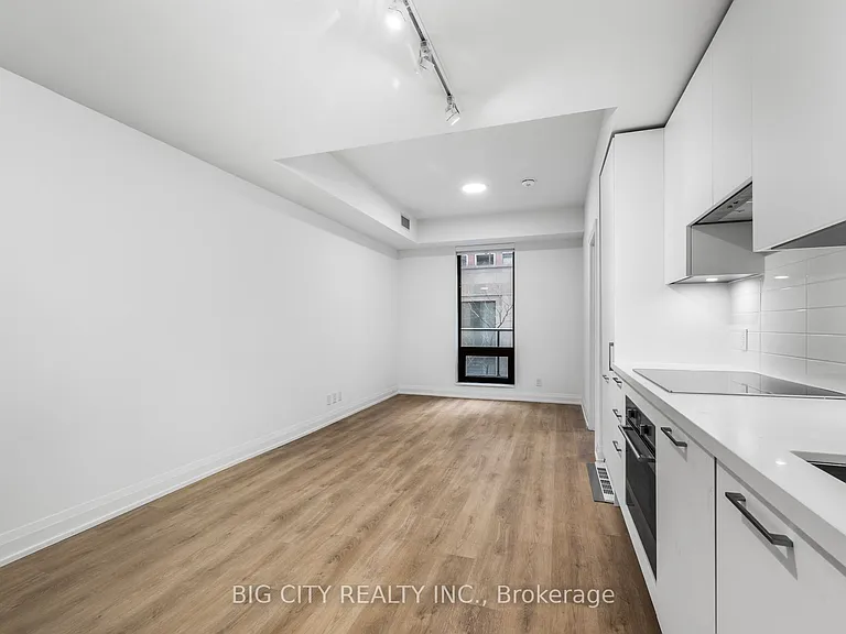 36 Brentcliffe Rd #M04 — Photo 6