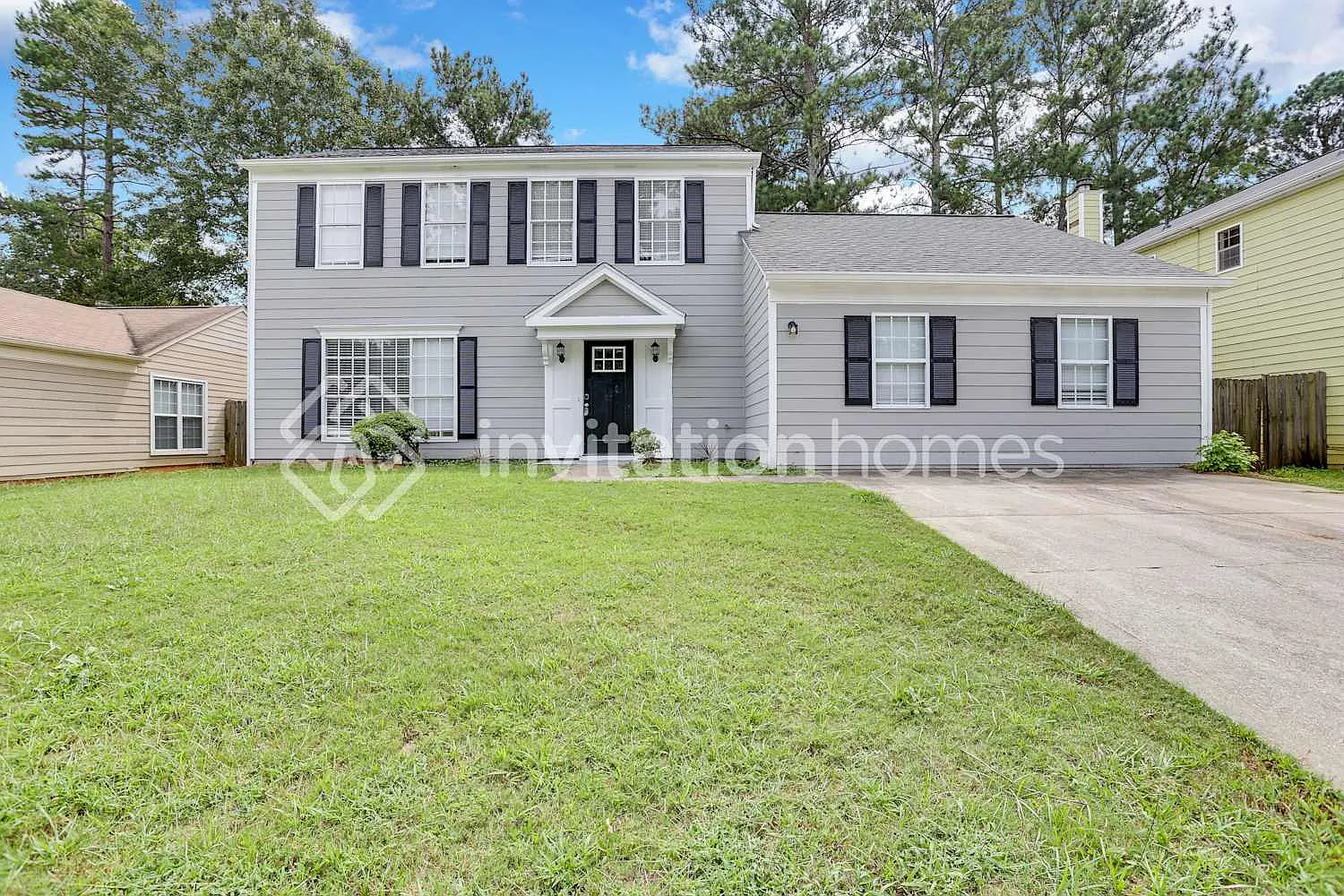 6574 Eastbriar Dr Lithonia, GA 30058 — Photo 1