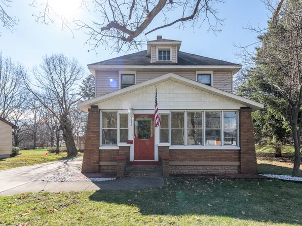 3053 Locke Ave SW, Grandville, MI 49418