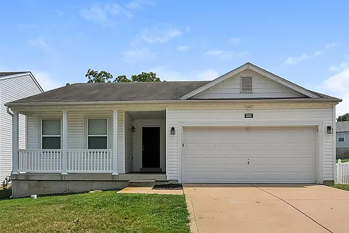 1202 Liberty Xing Photo 1