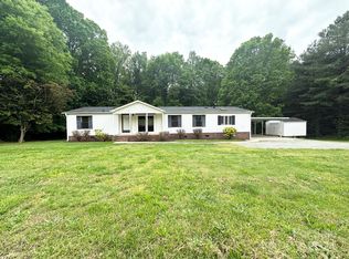 2555 S State Highway 16, Newton, NC 28658