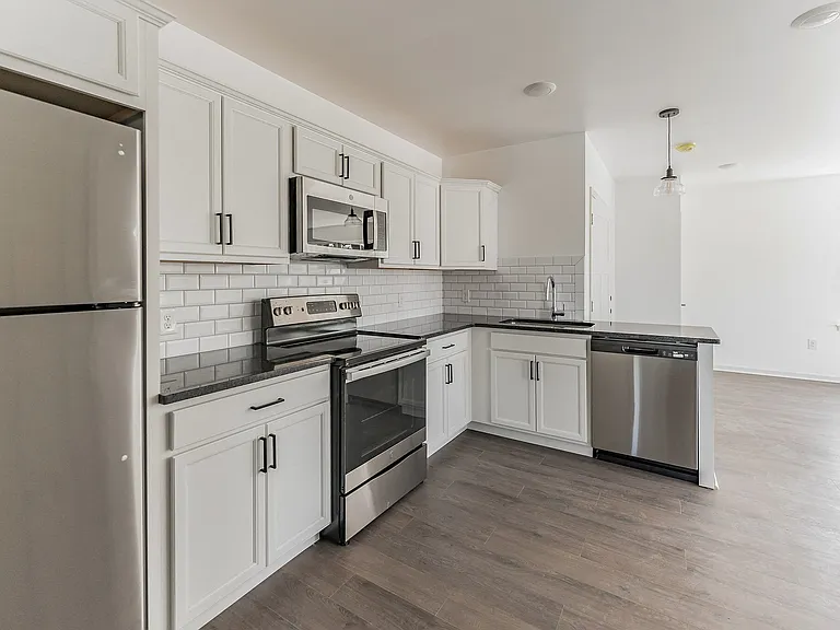7105 Ridge Avenue — Photo 11