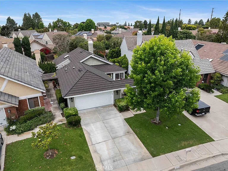 3437 Wimbledon Way — Photo 40