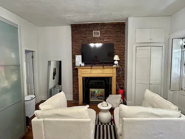 59 Myrtle St #7 — Photo 6